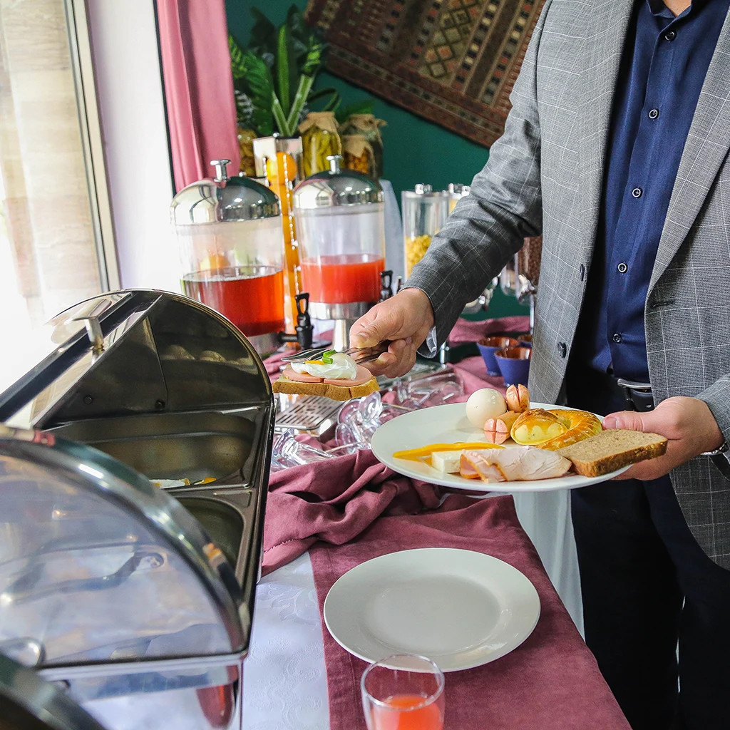 Team Offsite & Corporate Retreat Catering